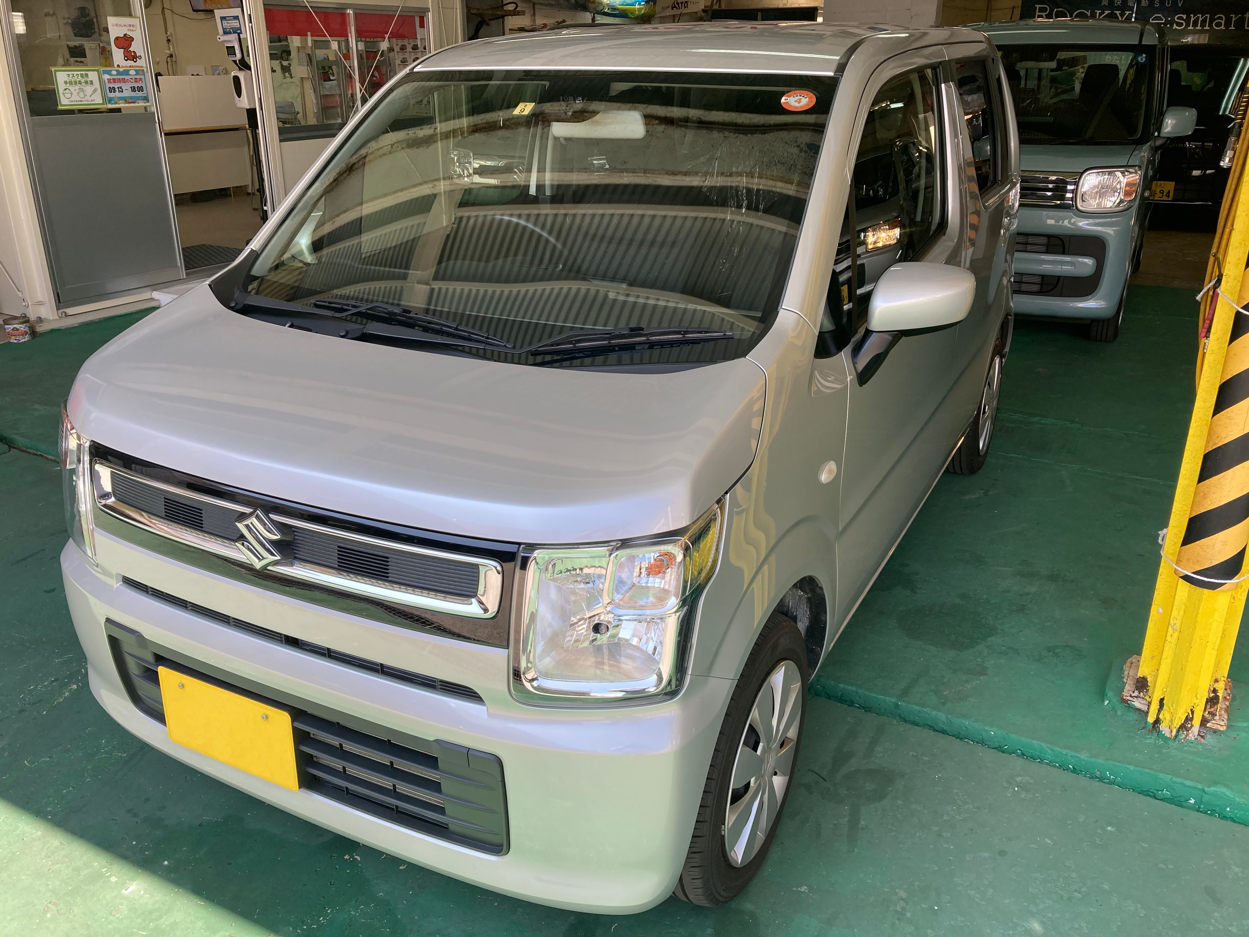 【特選中古車】スズキ　ワゴンR