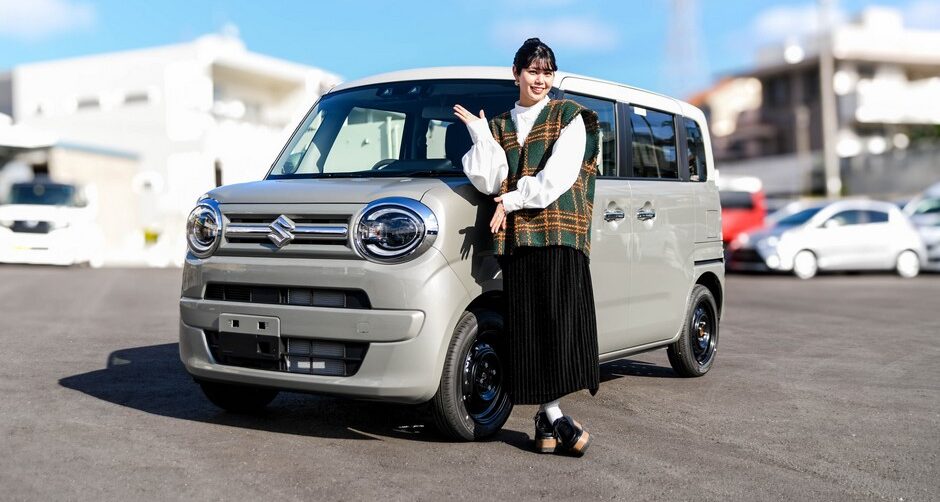 浦添市でSUZUKI・ワゴンRスマイル HYBRID Sリミテッドならスーパー乗るだけセット